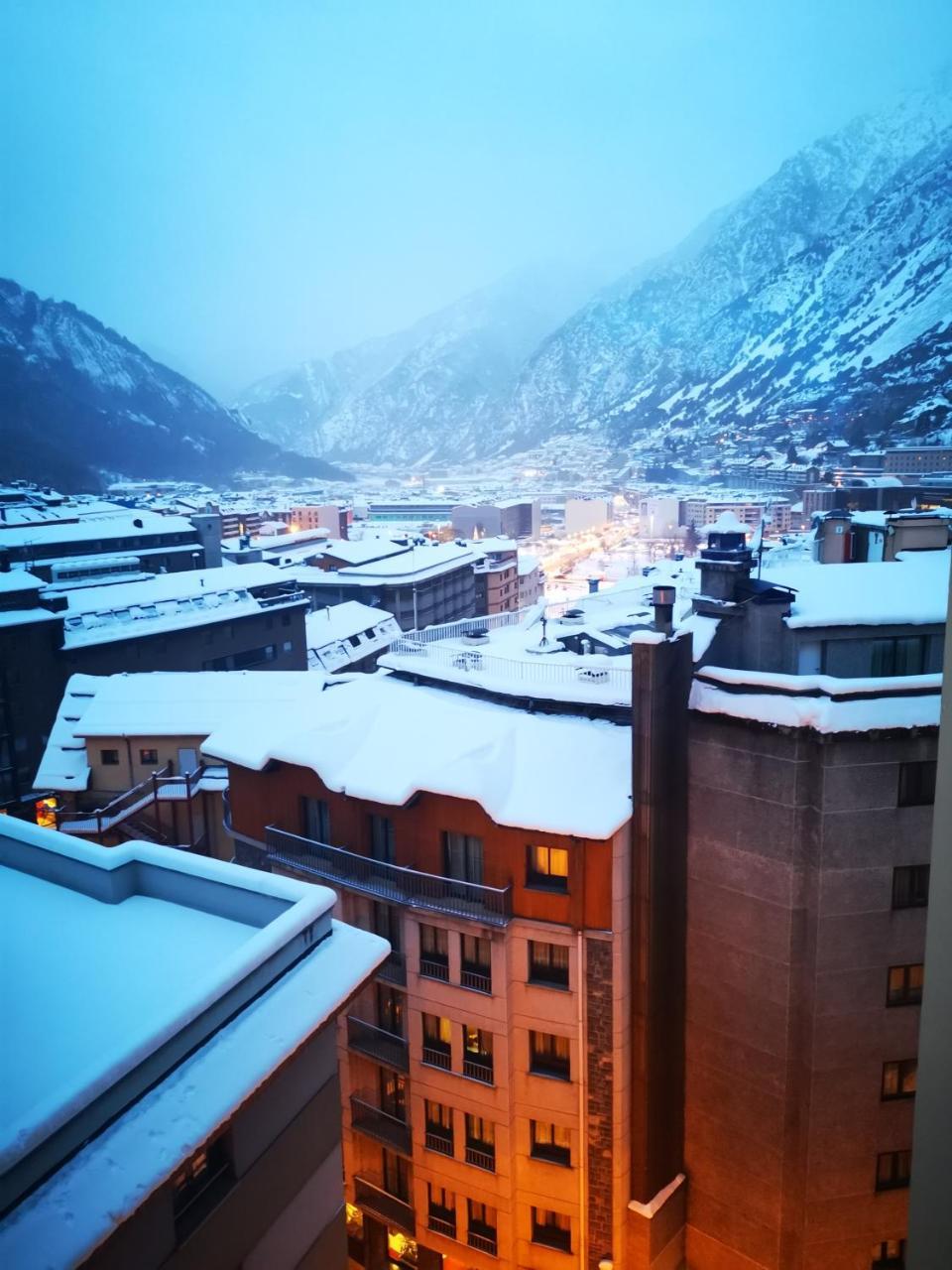 Hotel Residencial Continental Andorra la Vieja Exterior foto